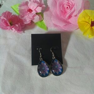 Cute teardrop earrings